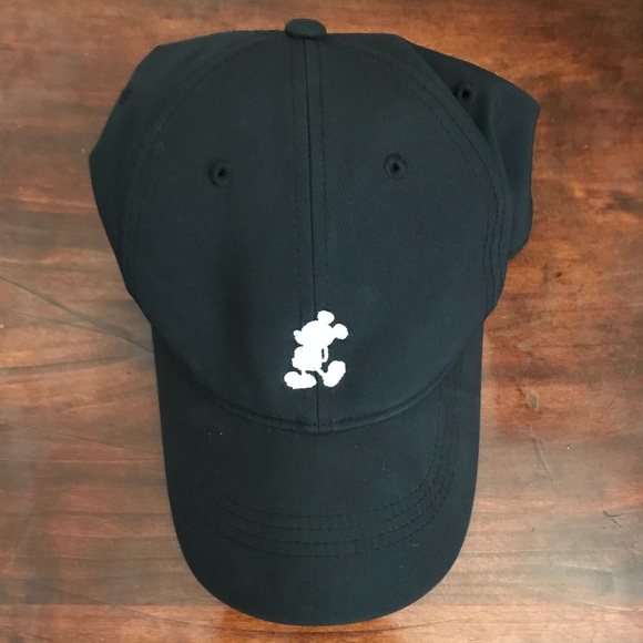 Mickey Embroidered Nike Golf Hat Worn 